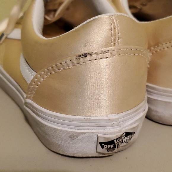 Vans - Picture 8 of 8